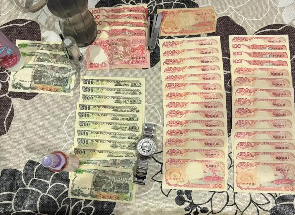 Koleksi uang koin dan kertas RARE!