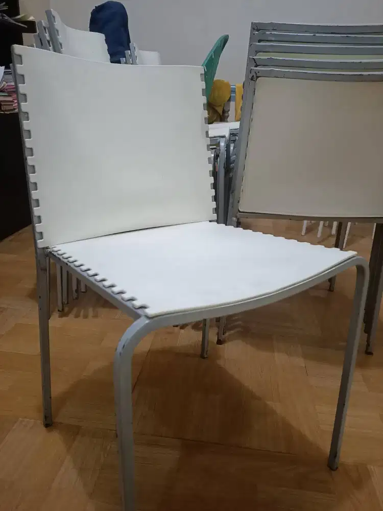 Kursi Cafe/ Food court