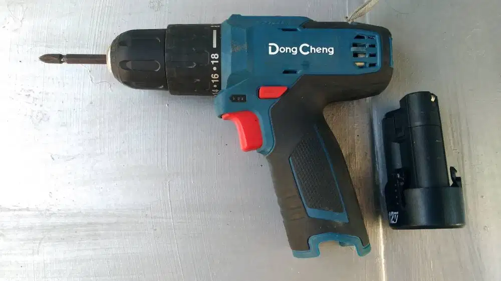Battery Cordless Drill DongCheng DCJZ1202i 12V 2000mAh Tipe LB1220-4