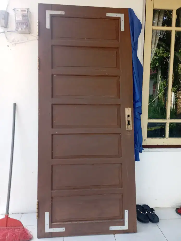Pintu bekas 1 buah