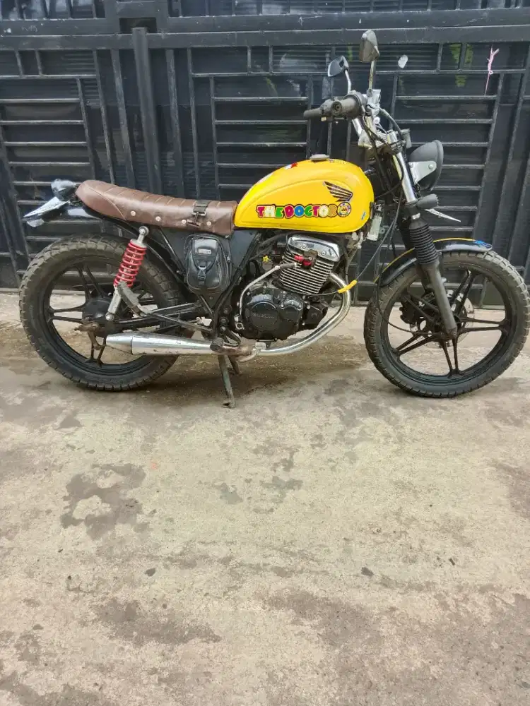 Di jual Suzuki thunder japstyle surat lengkap pajak matian