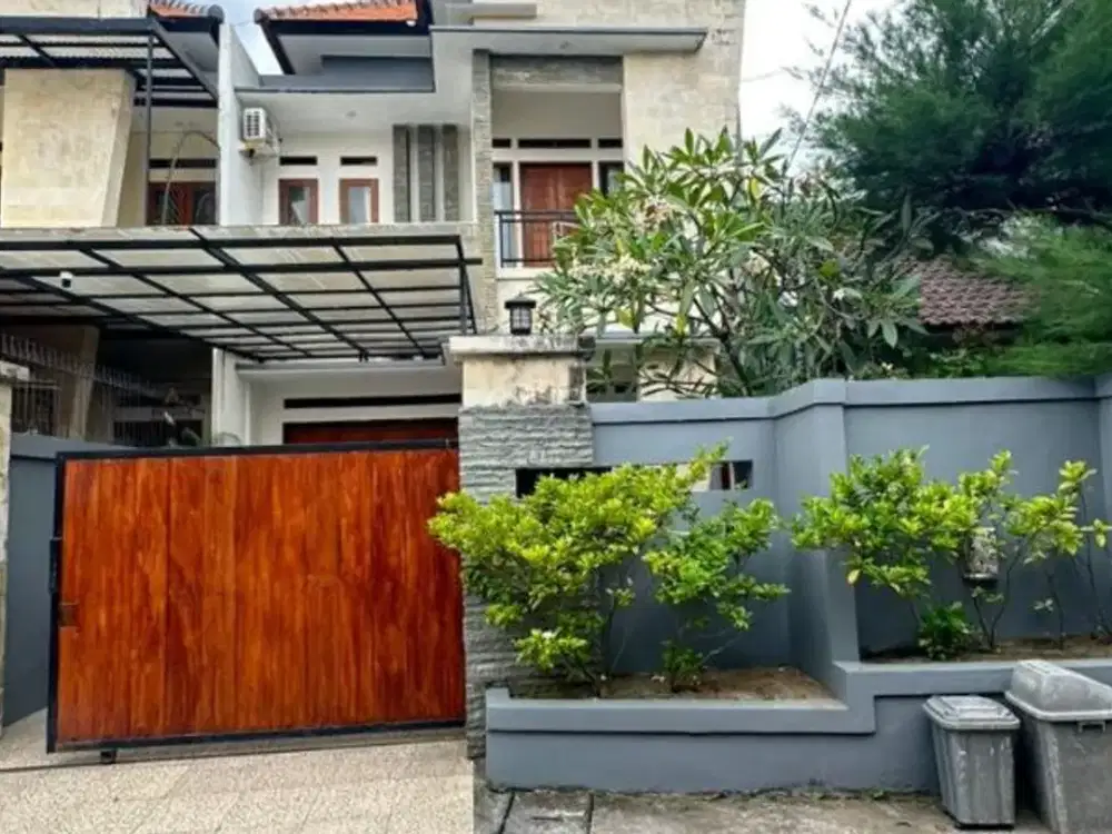VILLA 2 LANTAI FURNISHED DI TUKAD BALIAN RENON DENPASAR, BALI