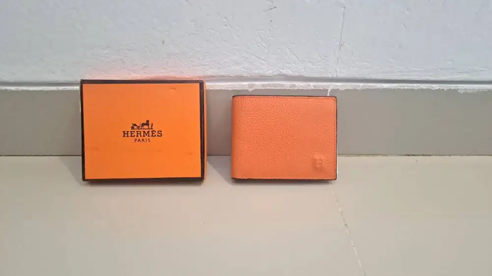 dompet wanita branded