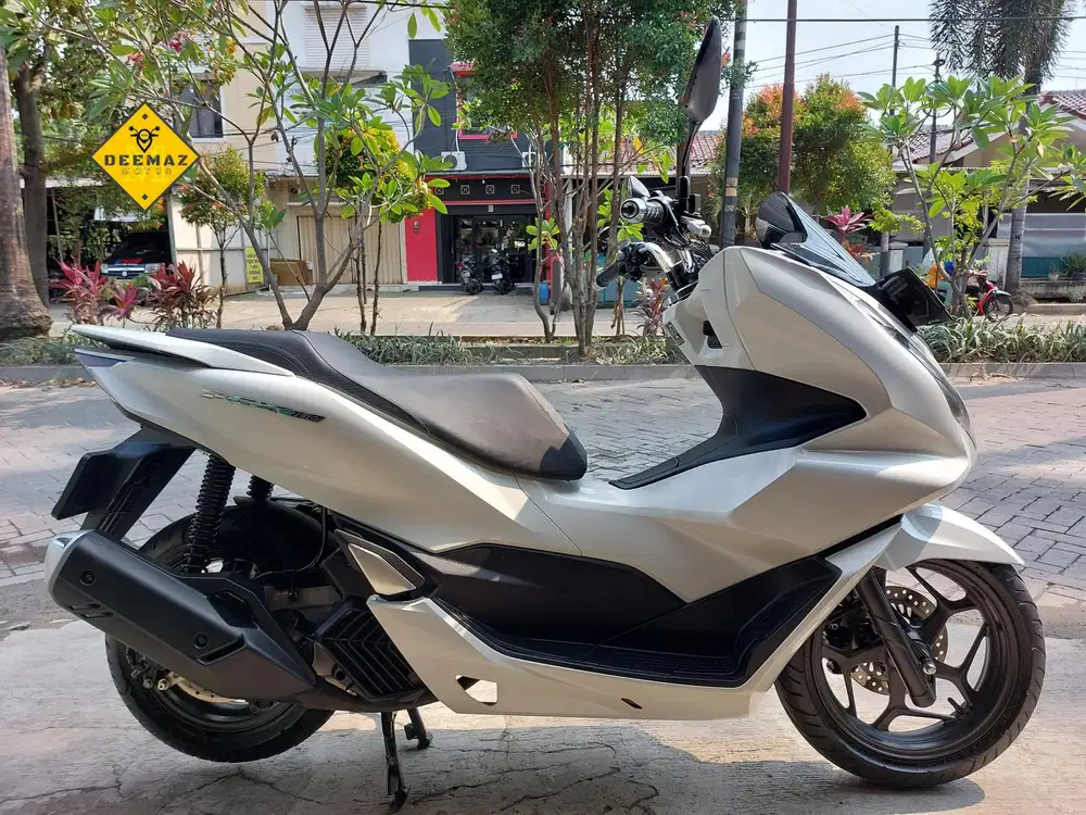 (DP 1 Jt)‼️ PCX 160 CBS Putih 2024 Cash, Kredit & Tukar Tambah