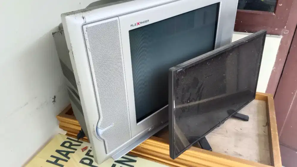 Paket TV Tabung Sharp 21 in dan TV LCD Sharp 24 in