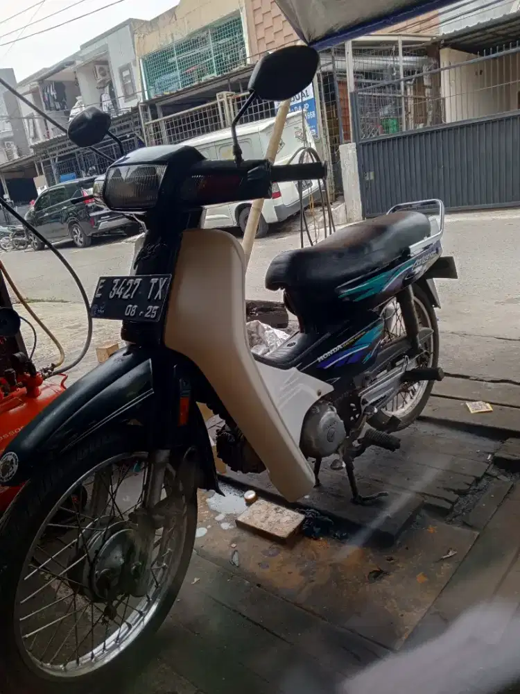 Dijual astrea lagi butuh dana mendadak.klo bisa hari ini