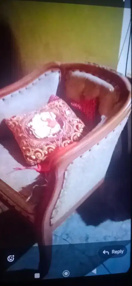 Dua pasang Sofa beserta meja dari kayu jati