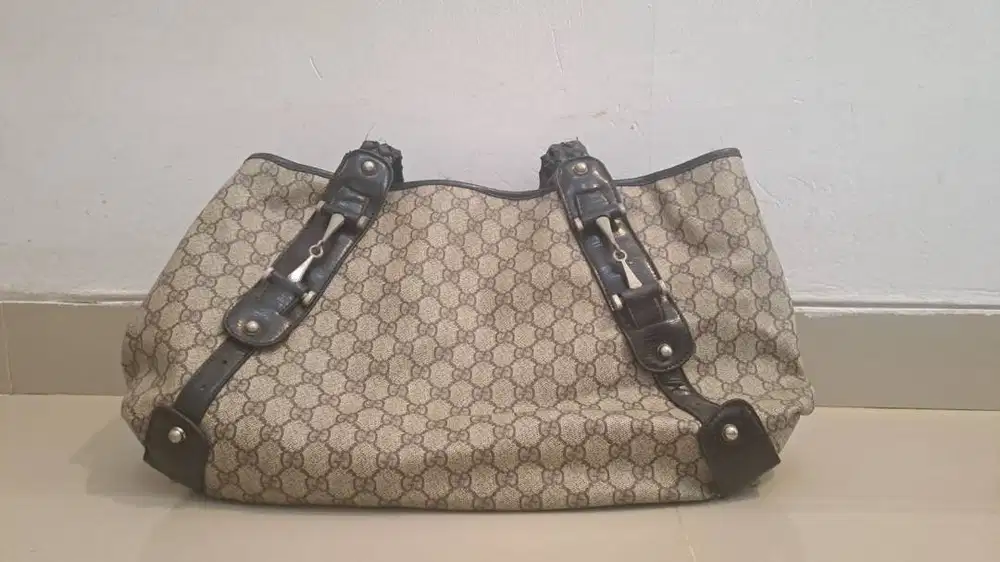 tas wanita ukuran besar