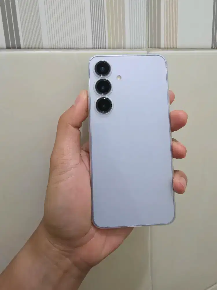 Samsung S25 256gb mulus unit only