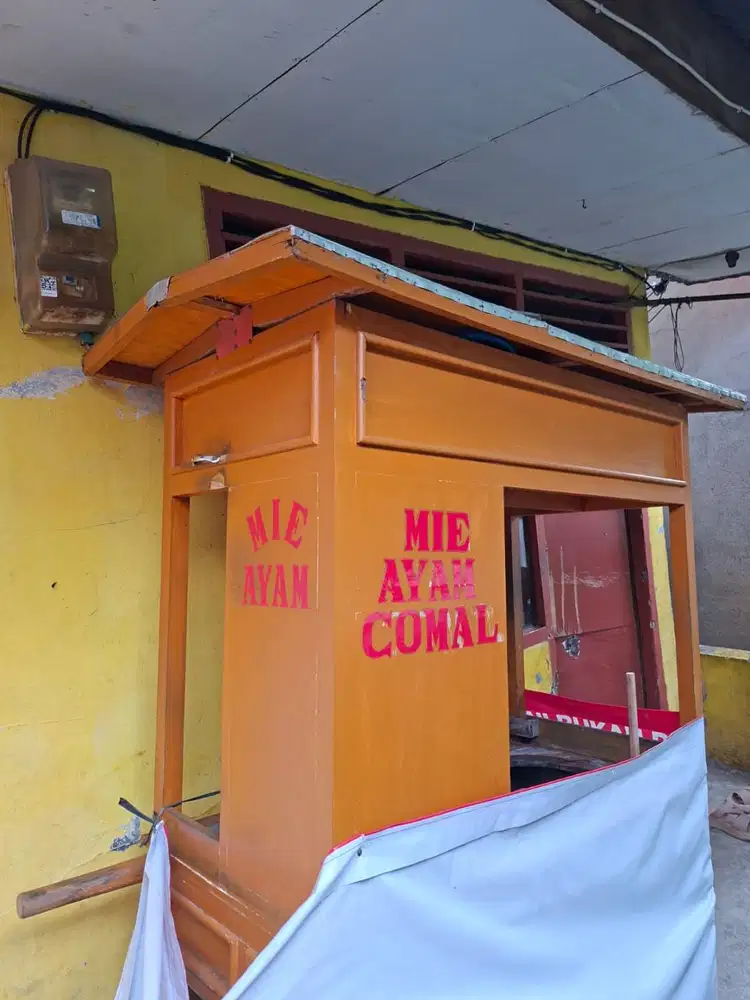 Gerobak Mie Ayam dan Dandang