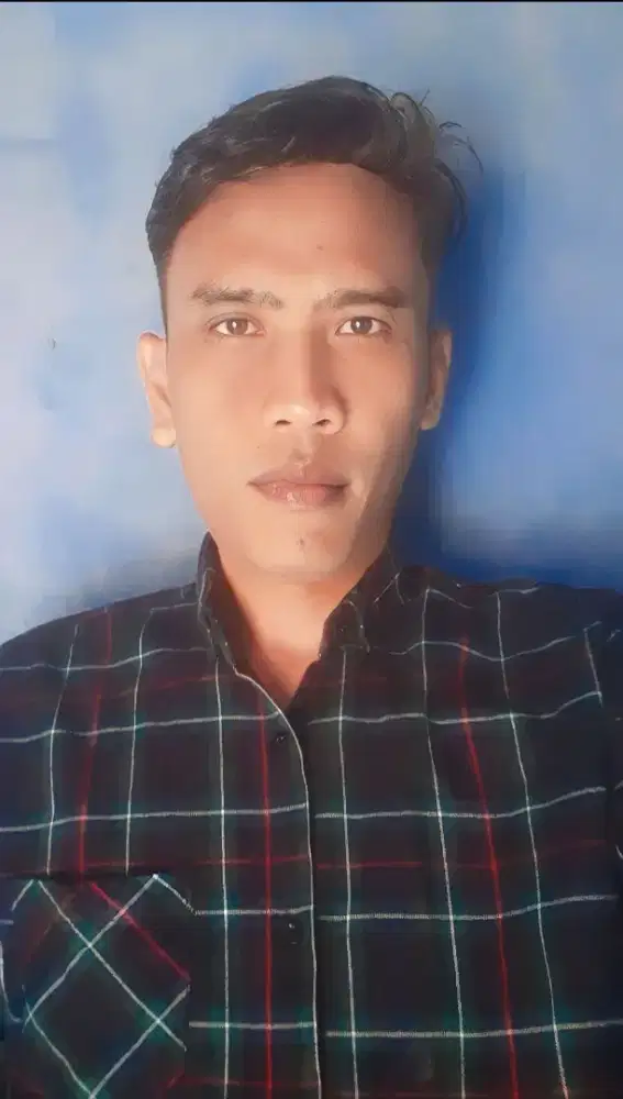 Cari pekerjaan,kerja apa saja yang penting halal