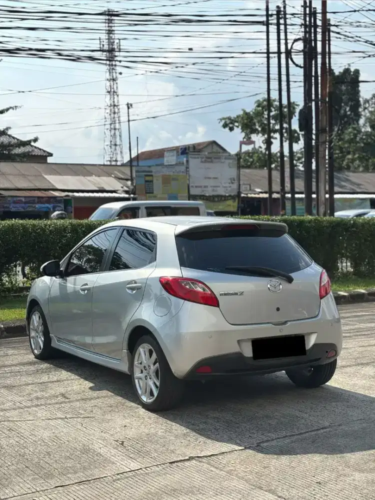 Mazda 2 R 2013 Matic Facelift
