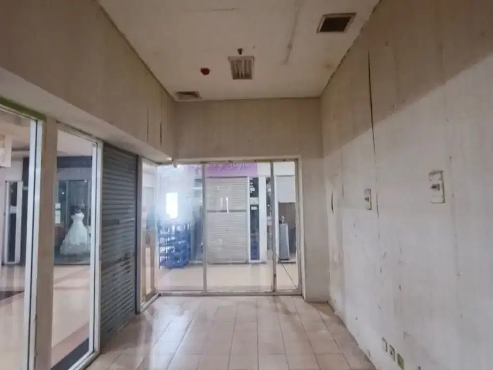 DISEWAKAN CEPAT GANDENG KIOS MALL DI MALL PALEM