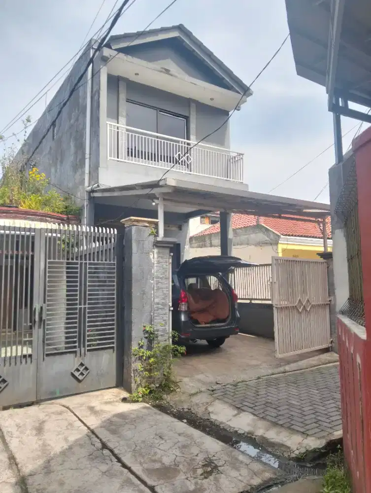 Kontrakan Disewakan Rumah 2 Lantai Garut (Dekat Kerkof)
