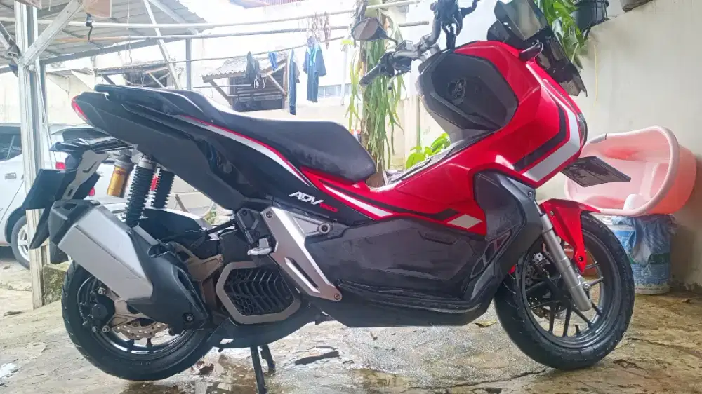 Motor honda ADV 150cc tahun 2020