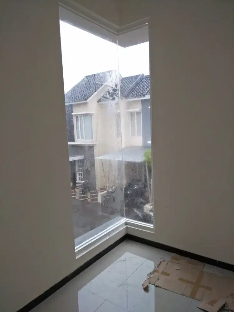 Kusen aluminium pintu jendela kaca