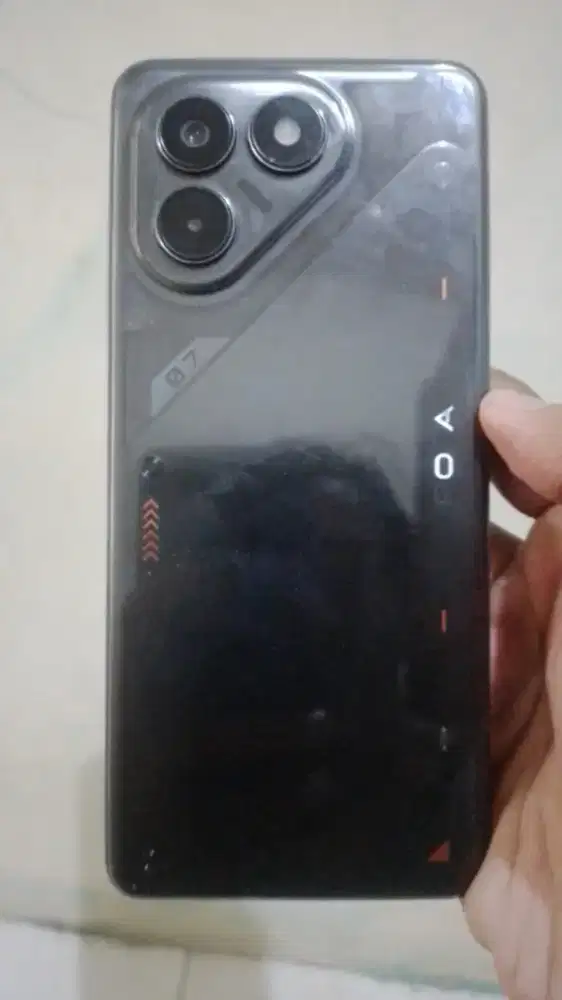 Pova 7 4g 8/128 turun spek