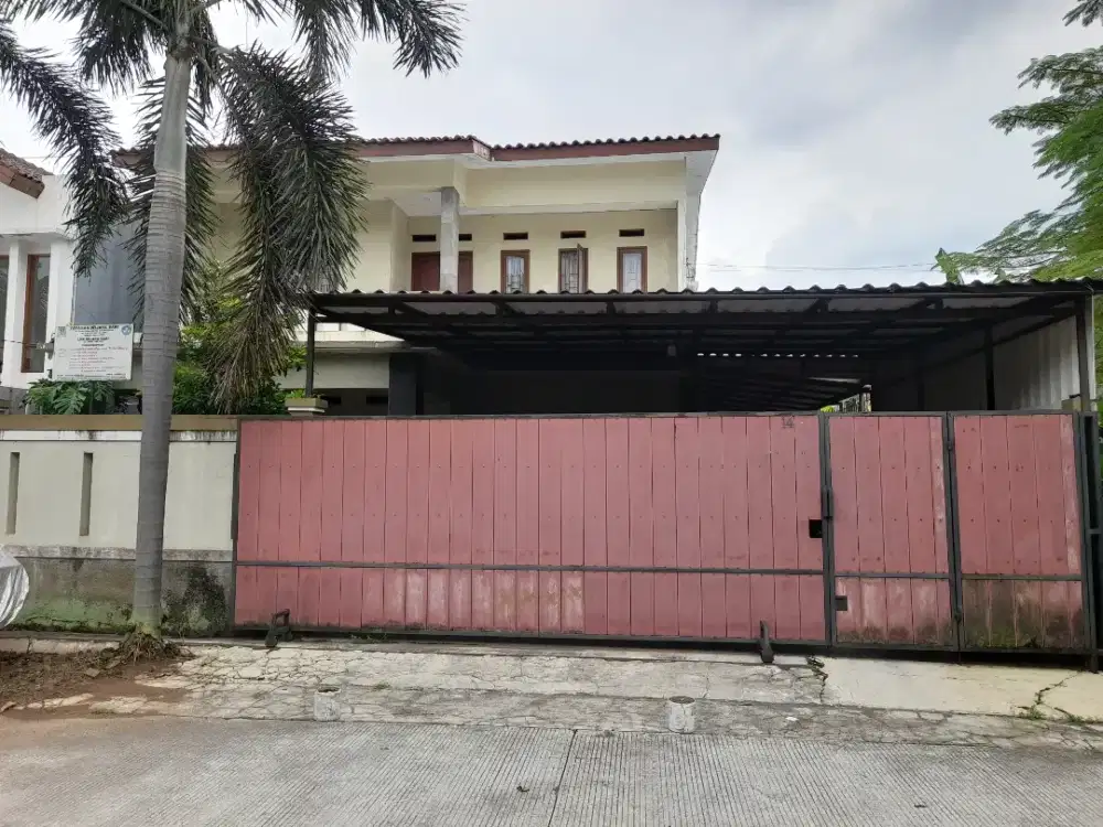 Rumah mewah dan asri di Kav DKI jagakarsa