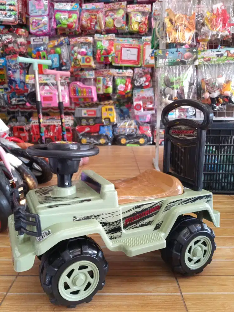 mainan anak mobil naik ranger musik