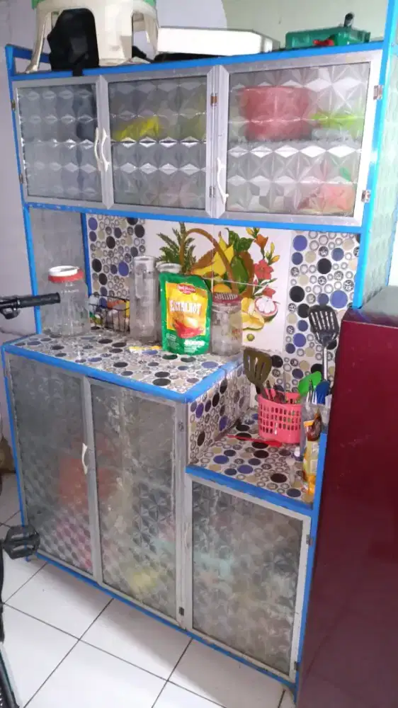 LEMARI PIRING/ RAK PIRING