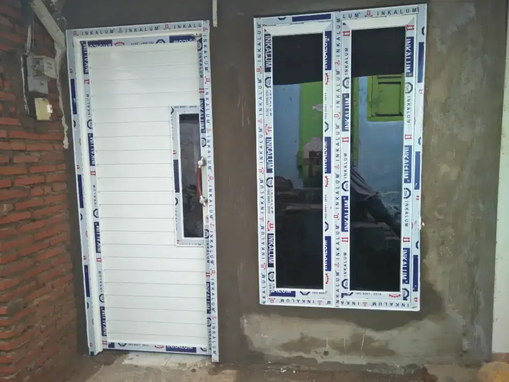 Kusen aluminium pintu jendela kaca