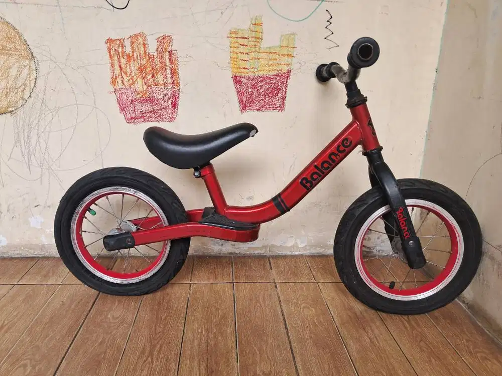 Sepeda balance utk anak balita