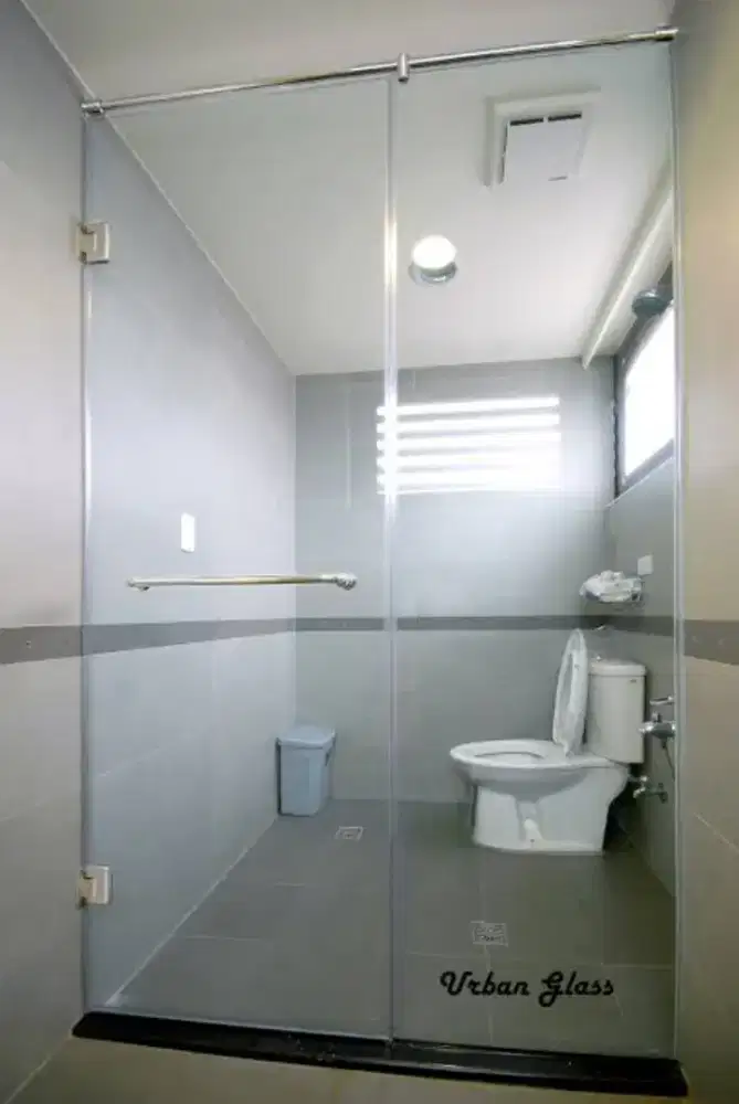 Kusen aluminium pintu jendela kaca