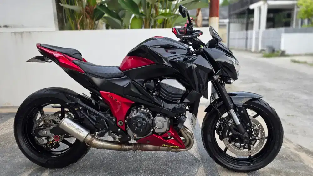 KAWASAKI Z800 2014