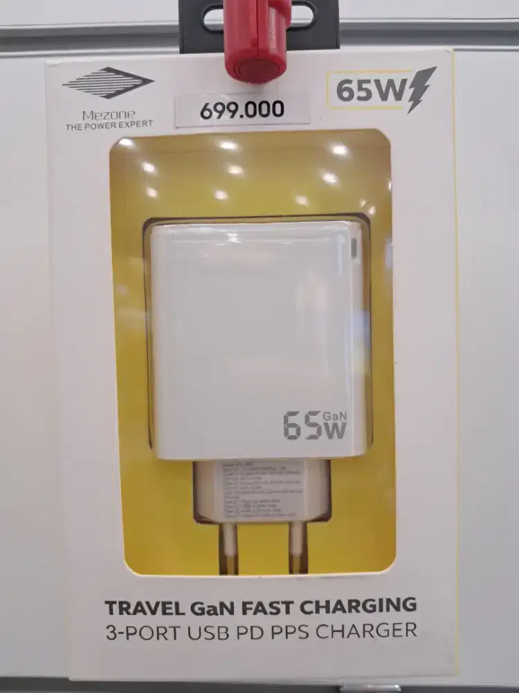 Travel GaN fast charging by mezone