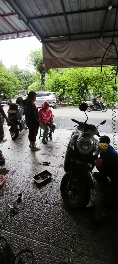 Dibutuhkan Mekanik Motor Berpengalaman