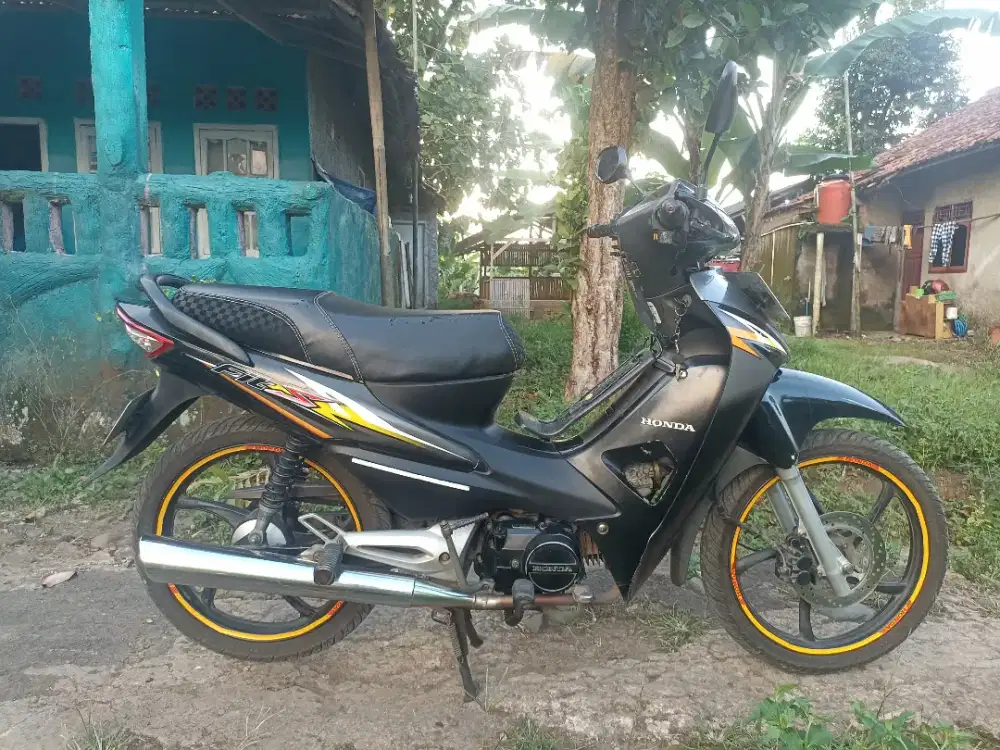 Honda Supra fit s Lengkap pajak hidup