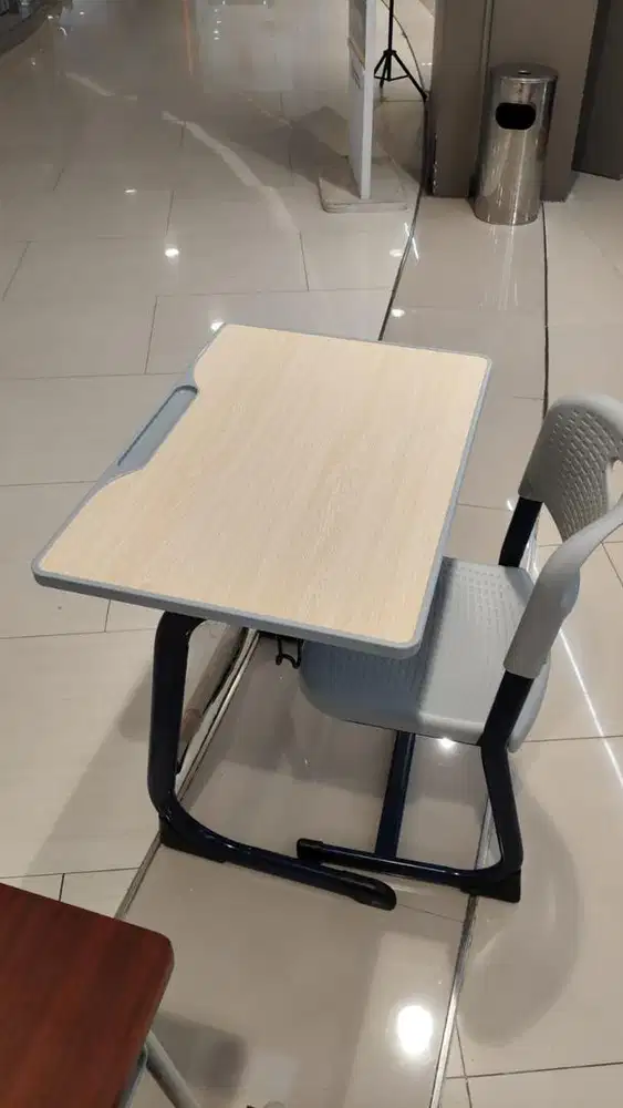 Meja Sekolah Set Auric Scholl