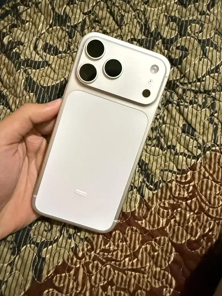 Iphone 17 promax 256 gb silver resmi