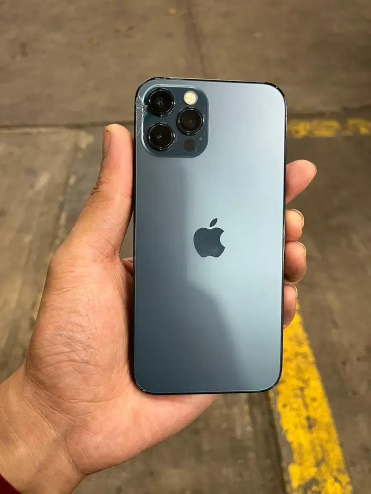 Dijual cepat iPhone 12 Pro 128gb sinyal all operator