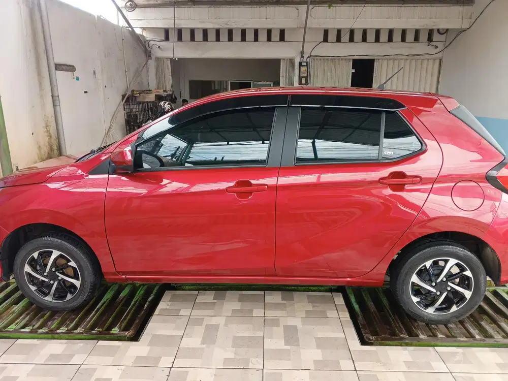 Daihatsu Ayla 2025 Bensin