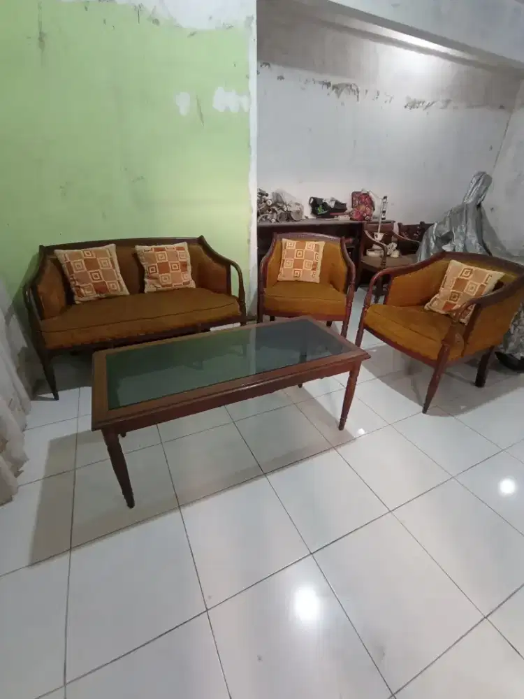 Kursi tamu set bahan jati Jepara