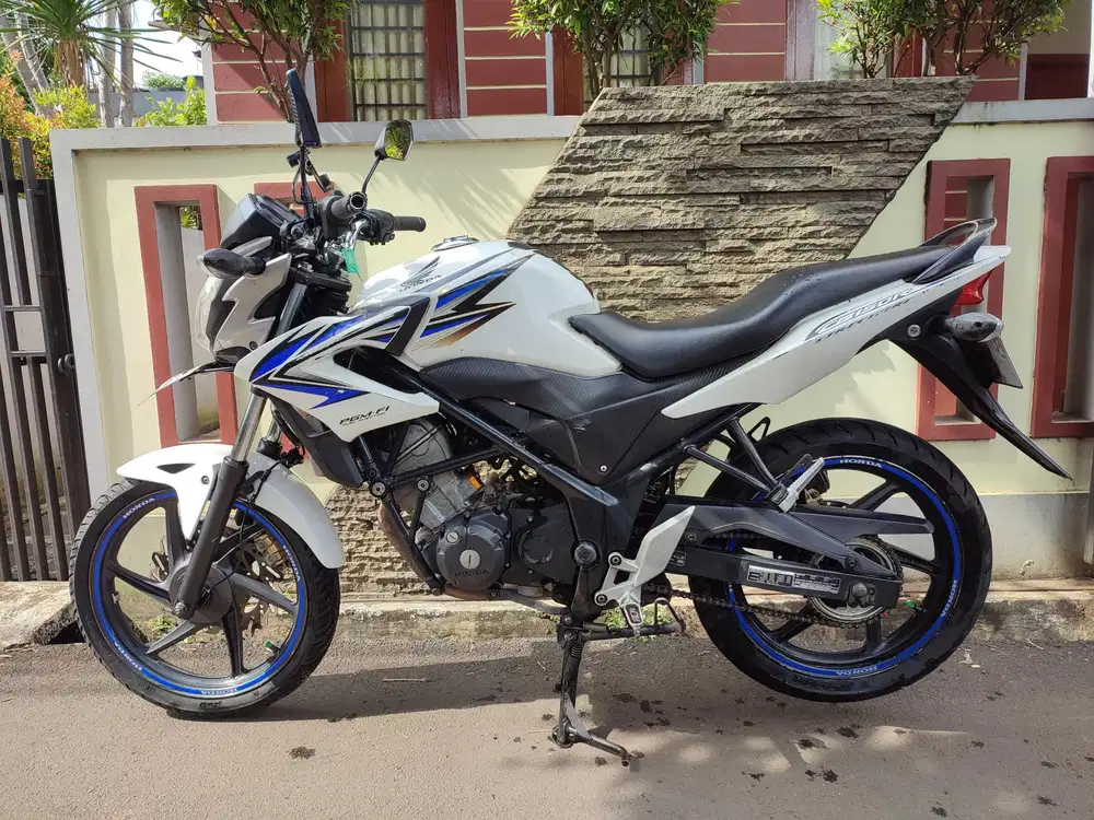 HONDA CB150R OLD TAHUN 2013 GRESS