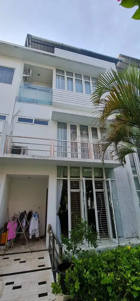 Dijual Rumah Springhill FULL RENOV 480m2