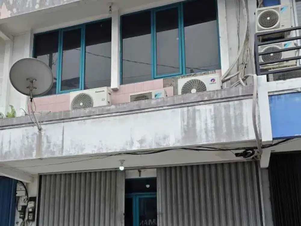 Disewakan Ruko Strategis Cocok Untuk Kantor, Cafe, Minimarket dll Dekat Akses Tol di Gading Kirana Jakarta Barat