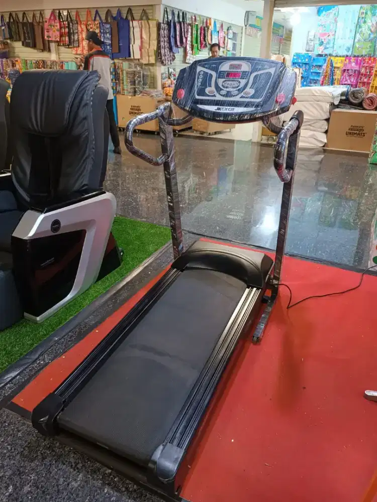 Treadmill elektrik jumbo kuat bb 150kg