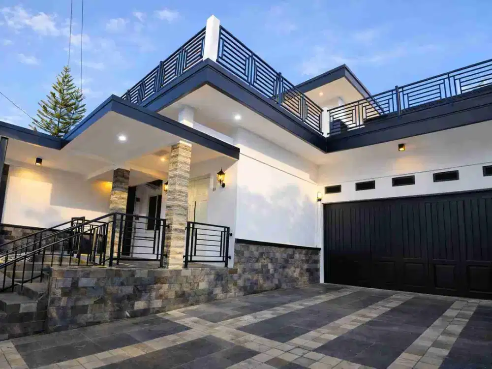 Di jual cepat rumah di Sentul city