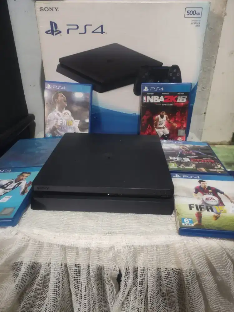 PS4 SLIM Bogor Bonus 6 Gim BD