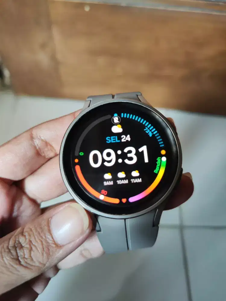 Ready Samsung Watch 5 pro 45mm, unit only