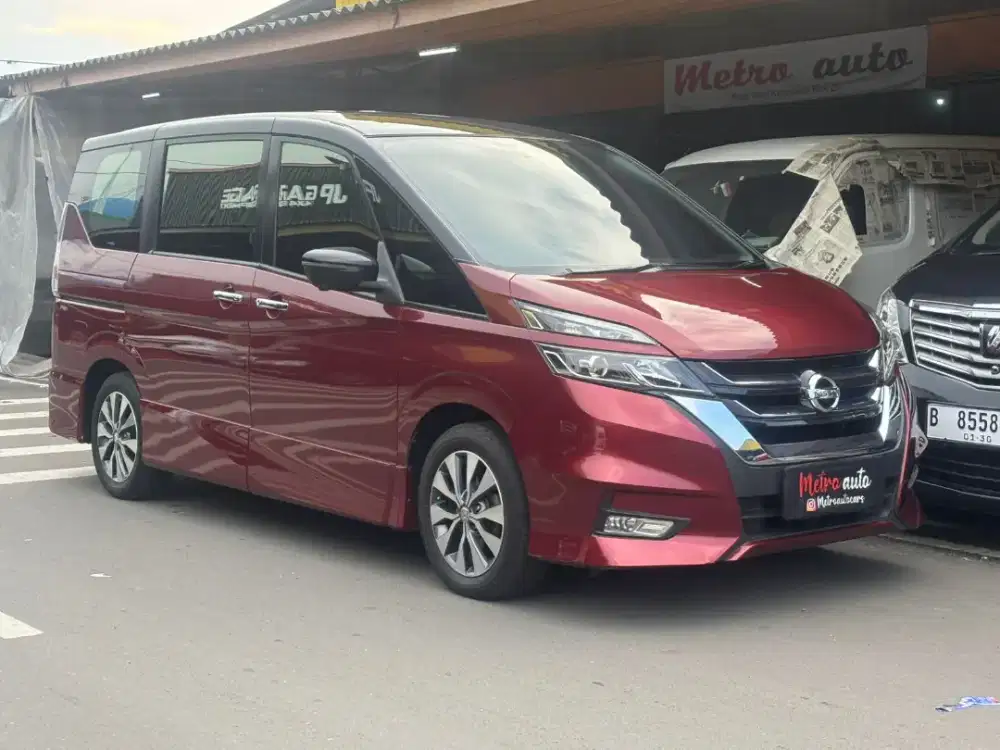 Nissan Serena HWS 2019 twotone