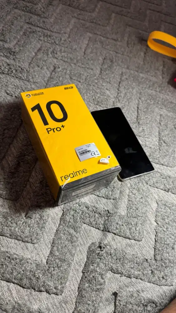 Hp realme 10 pro + 5G siap pakai
