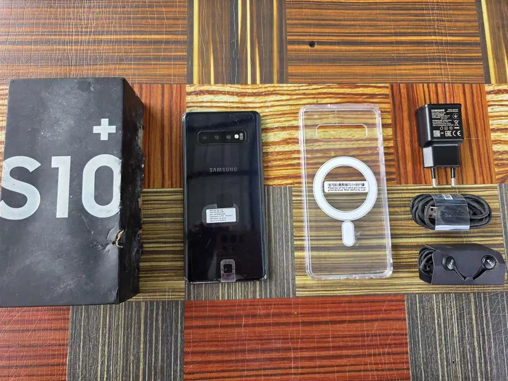 Samsung S10 PLus Ram 8GB/128GB Mulus Fulset BisaTT