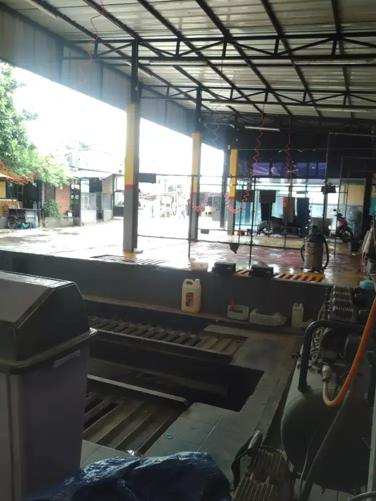 Crew steam Garasi Oase