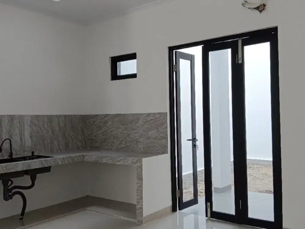 Meruya Selatan Rumah Baru Hadap Timur