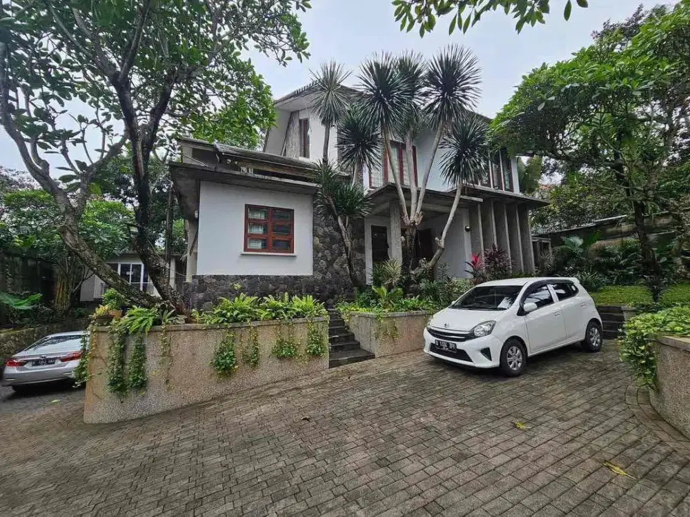 Dijual Rumah Mewah Dengan Tanah Super Luas Lokasi Cirendeu Nempel Lebak Bulus Jakarta Selatan