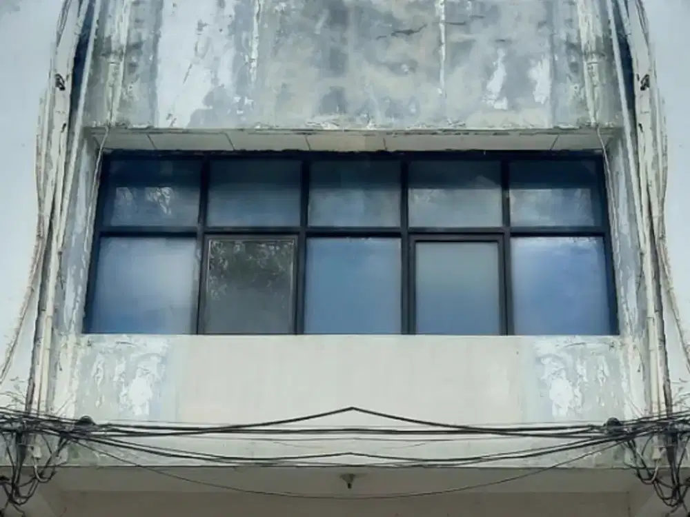 Dijual/Disewa: Ruko 4 Lantai di Kawasan Komersial Rawamangun